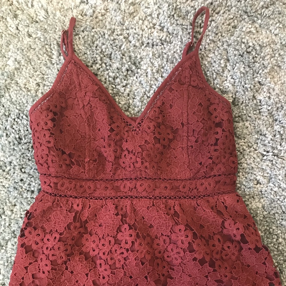 Cute Red Lace Tank!